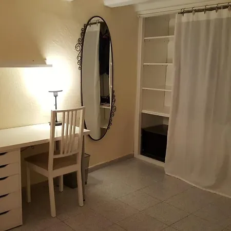 2 Beds 1 Sofabed Downtown 31 Nigths Min バルセロナ