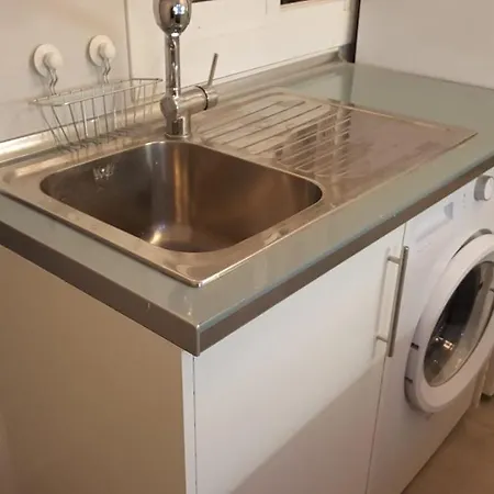 Apartment 2 Beds 1 Sofabed Downtown 31 Nigths Min Barcelona